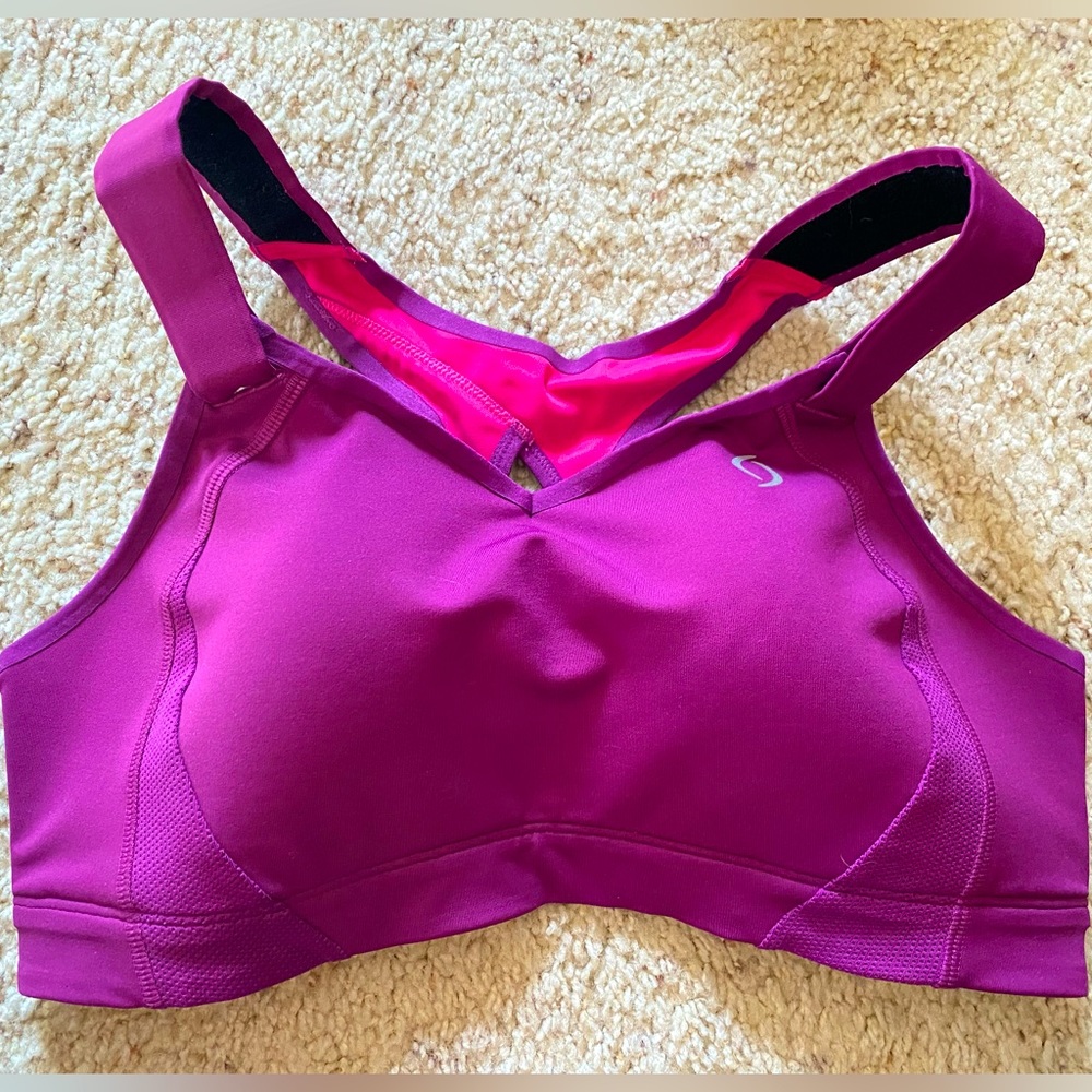 Moving Comfort never worn Juno High Impact Wire-Free Sports Bra 36D